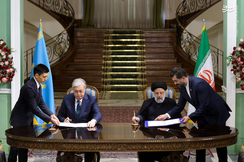 عکس/ امضاء اسناد همکاری بین ایران و قزاقستان