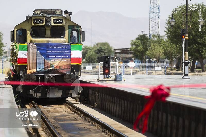 عکس/ افتتاح خط ریلی قزاقستان به ترکیه از ایران
