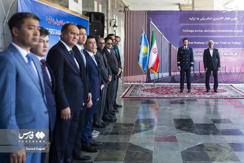 عکس/ افتتاح خط ریلی قزاقستان به ترکیه از ایران