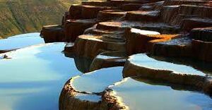 چشمه‌های پلکانی رنگی در ساری +عکس