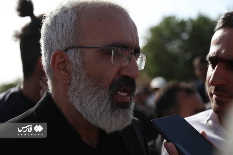 فرزند استاد کریمخانی: پدرم پیشنهادهای هنگفت برای خوانندگی را رد کرد