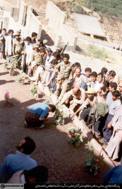 روایت رهبر انقلاب از مجاهدی که در همه جا یک خط را تعقیب میکرد