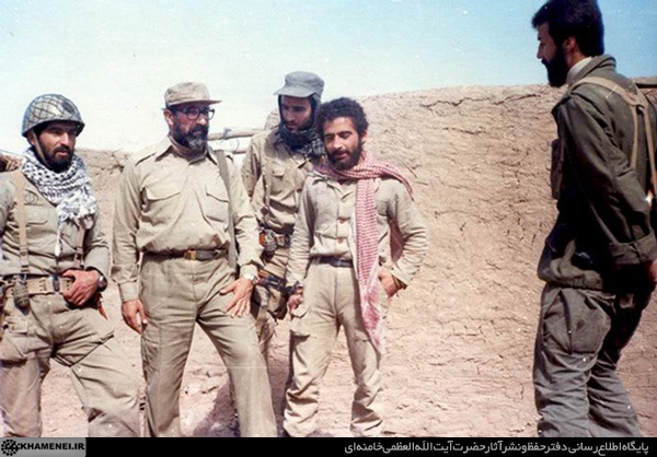 روایت رهبر انقلاب از مجاهدی که در همه جا یک خط را تعقیب میکرد