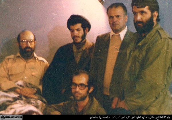 روایت رهبر انقلاب از مجاهدی که در همه جا یک خط را تعقیب میکرد