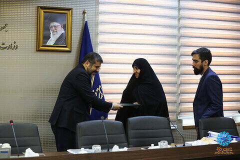 کتابخانههای عمومی مؤثرترین حلقه فرهنگی در کشور/ چالش ها و ضرورت های اصلاح قانون تاسیس نهاد