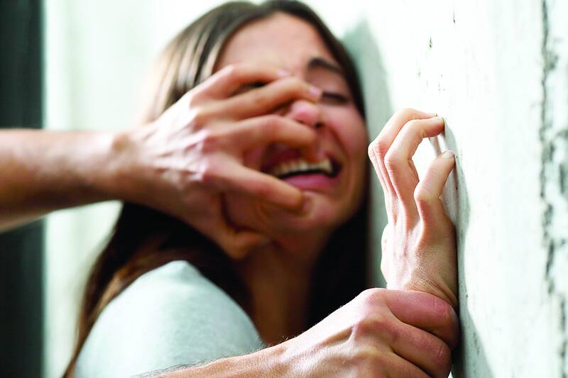 توحش جنسی صهیونیست ها در سرزمین های اشغالی به مرز جنون رسیده است/ اسرائیل بهشتی برای مجرمان جنسی