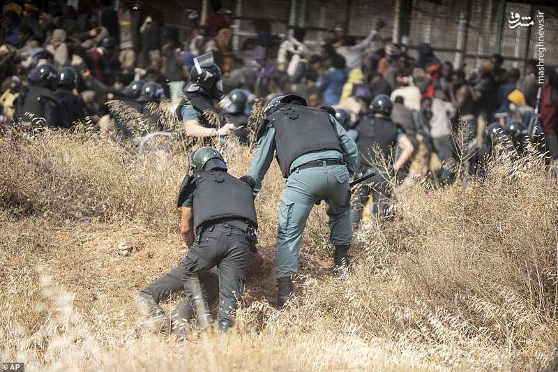 عکس/ جان باختن ۱۸ پناهجو در مرز مراکش و اسپانیا