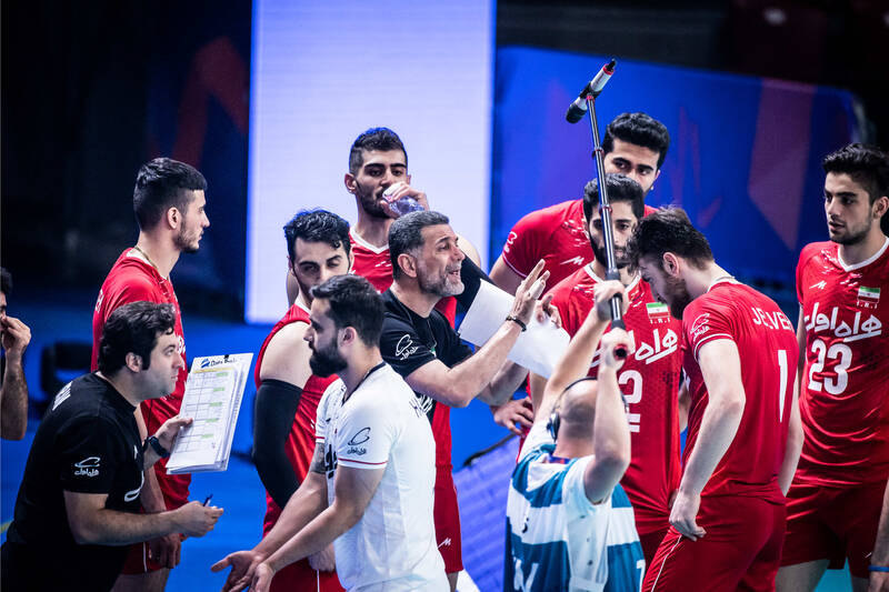 روزهای پرنوسان والیبال ایران؛ غلبه بر صدر و باخت به قعر/ کم دفاعِ قابل دفاع!