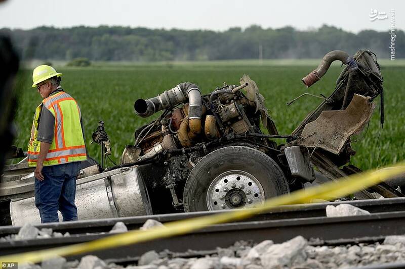 عکس/ برخورد مرگبار قطار با یک کامیون