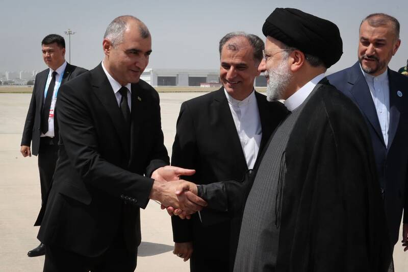 در سفر رئیس جمهور به ترکمنستان چه گذشت؟