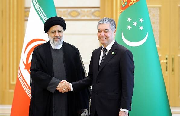 در سفر رئیس جمهور به ترکمنستان چه گذشت؟