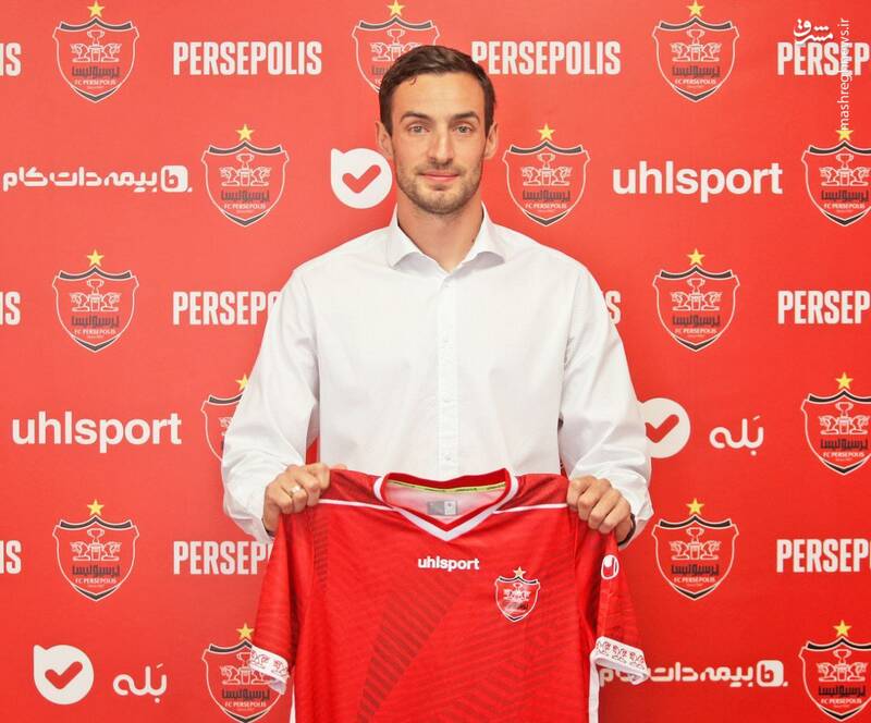 گولسیانی با پرسپولیس امضا کرد +عکس