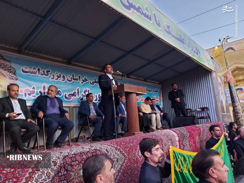 بازدید وزیر ارشاد از آرامگاههای عطار شهید و حکیم عمر خیام