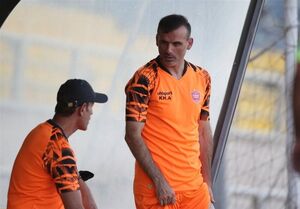 سیدجلال میتوانست یک فصل دیگر بازی کند بادامکی: سیدجلال میتوانست یک فصل دیگر بازی کند/ پرسپولیس هیچ وقت نتوانست جای نوراللهی را پر کند