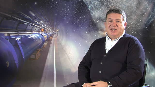 از «ذرّه خدا» تا «دروازه جهنم» / هشدار ترسناک استفن هاوکینگ درباره CERN چه بود؟ +عکس و فیلم