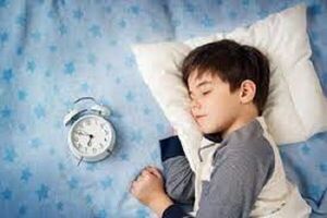 چرا همیشه خسته از خواب بیدار میشویم؟