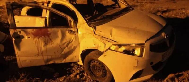 دو حادثه واژگونی خودرو در نطنز با ۳ کشته و مصدوم+عکس