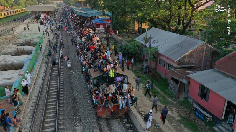 عکس/ تراکم جمعیت در ایستگاههای قطار قبل از عید قربان