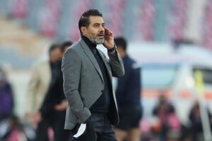 سیدجلال بطور رسمی به کادرفنی پرسپولیس اضافه میشود پیروانی: سید جلال بطور رسمی به کادر فنی پرسپولیس اضافه میشود/ معترضی بین هواداران نمیبینم