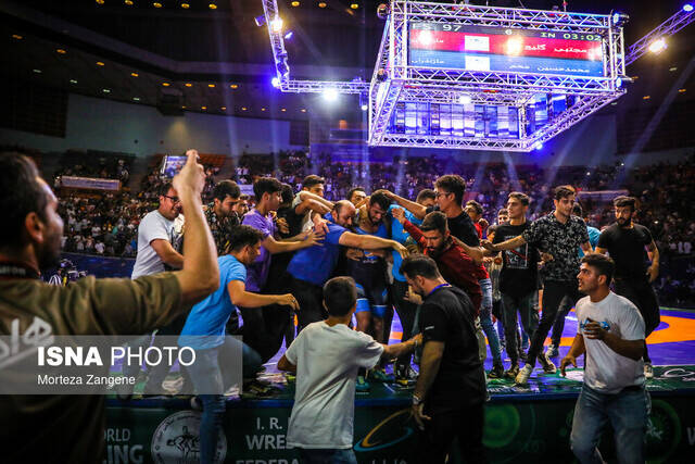 خطری که از بیخ گوش حسن یزدانی گذشت!