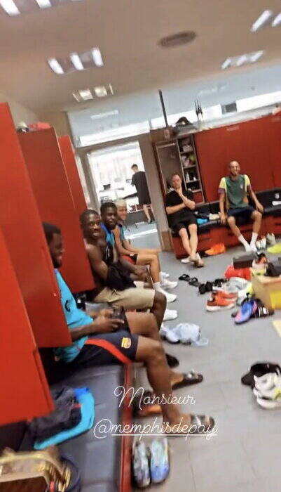 دمبله در آستانه تمدید قرارداد با بارسلونا