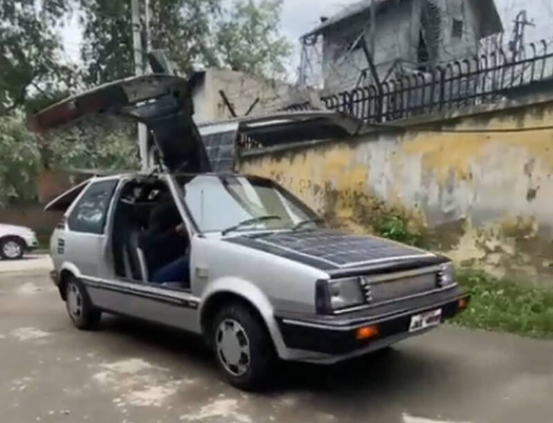 اتومبیل خورشیدی بالدار! +عکس