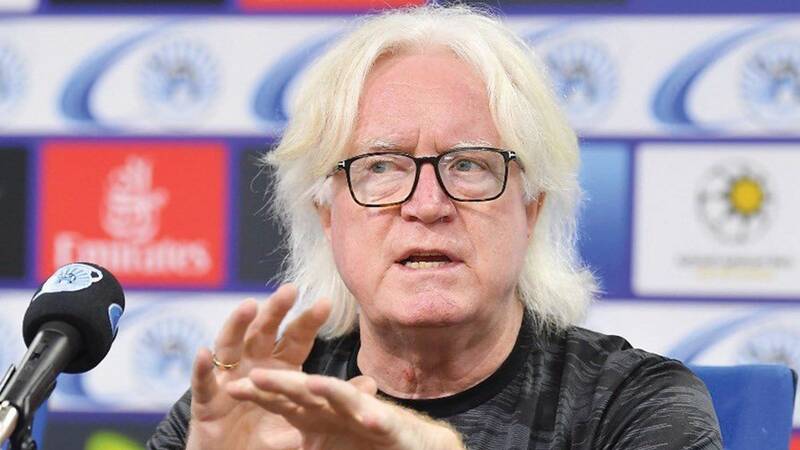 سرمربی سابق استقلال به اماراتیها هشدار داد