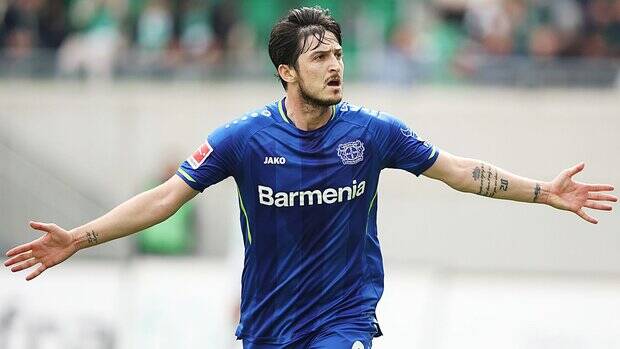 از تصمیم باشگاه زنیت شوکه شدم / در خانهام با لورکوزن قرارداد بستم! 2