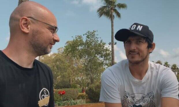 از تصمیم باشگاه زنیت شوکه شدم / در خانهام با لورکوزن قرارداد بستم! 3