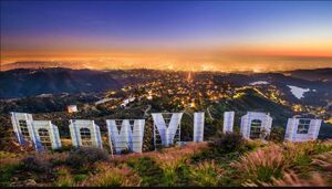 ۹ کتابی که رازهای سیاه هالیوود را فاش میکنند +عکس ihgd,,n