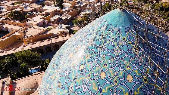 اعوجاج در گنبد مسجد امام(ره) خبرساز شد/ میراث فرهنگی: مرمتکار ایراد را پذیرفته و ترمیم میکند +فیلم