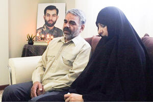 مادر شهید: دین را از زنها بگیرند، کار تمام است مدافع حرم شهید حسن قاسمی دانا