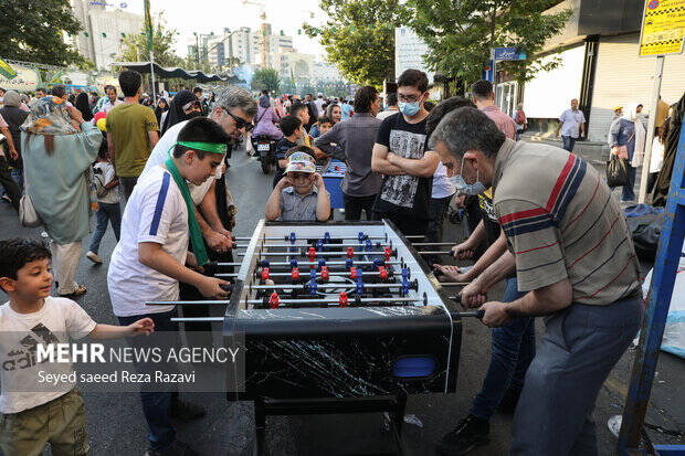 مهمانی ۱۰ کیلومتری؛ تجربه شیرین گرد هم آمدن همه اقشار ملت