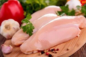 قیمت گوشت مرغ امروز ۲۹ تیرماه هر کیلو ۵۴,۵۰۰ تومان