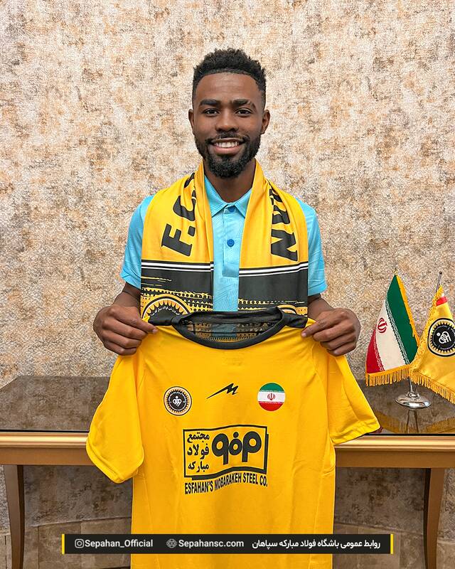 وینگر استرالیایی به سپاهان پیوست +عکس