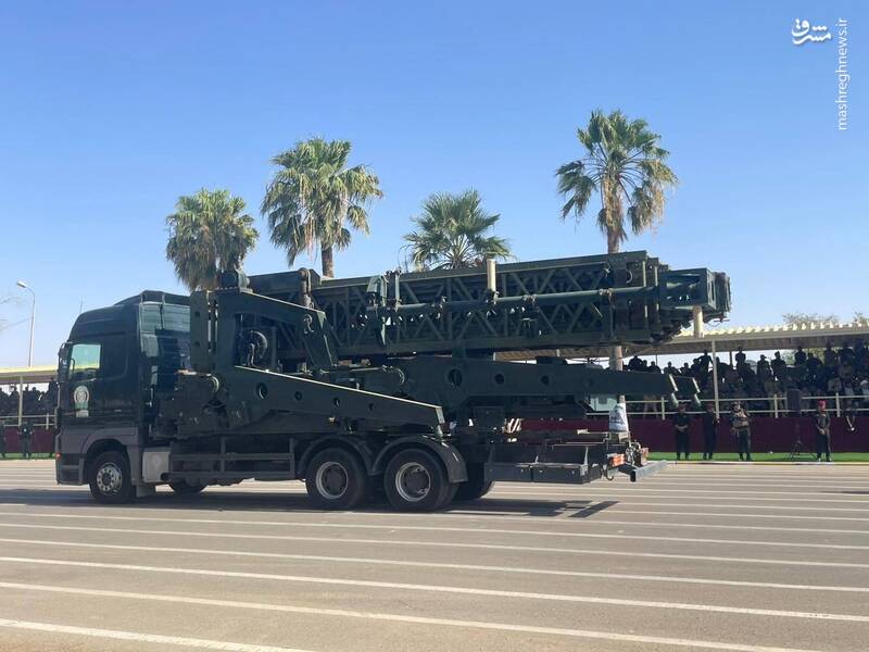 قدرت نمایی حشدالشعبی با انواع تسلیحات نظامی+ عکس