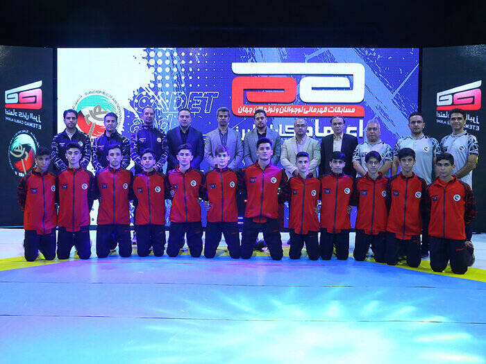 به نظر مجمع احترام میگذارم/ برای انتخابات کمیته ثبت نام میکنم