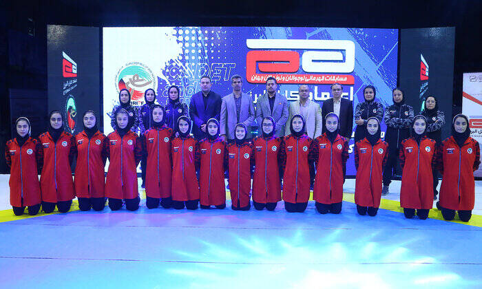 به نظر مجمع احترام میگذارم/ برای انتخابات کمیته ثبت نام میکنم