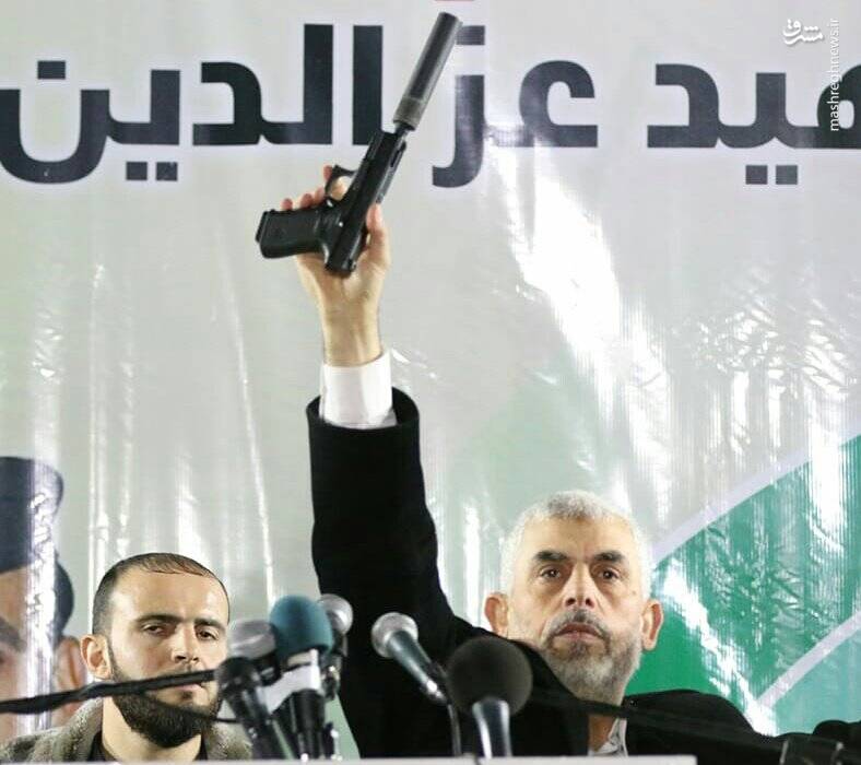 چرا موساد تیم خرابکاری علیه ایران را از درون «کومله» انتخاب کرد؟/ اسلحه مورد علاقه تروریستهای اسراییلی دوباره در ایران رویت شد +عکس