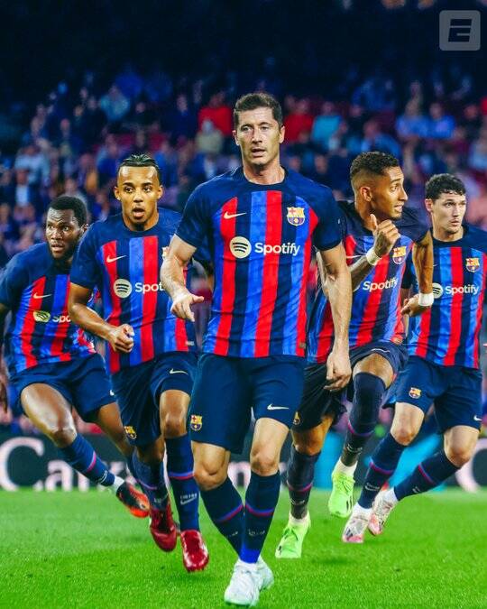 پنجمین خرید بارسا رسمی شد / ششمین بازیکن جدید ژاوی کیست؟