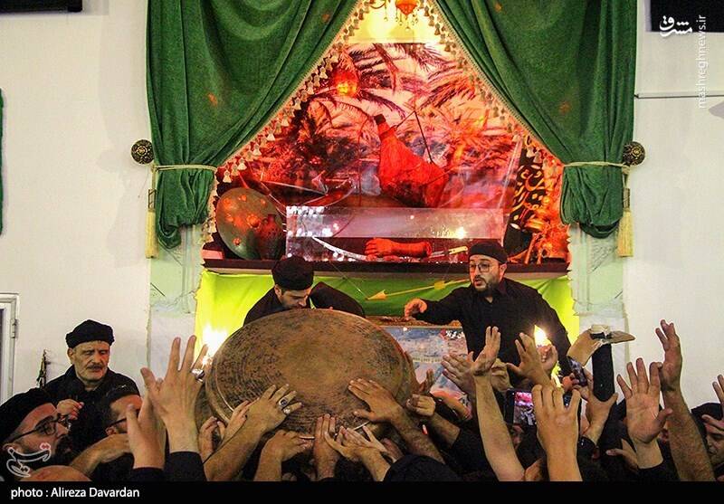 عکس/ آیین طشت گذاری در اردبیل