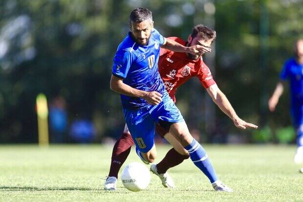 لیست استقلال با ۲+۲۶ بازیکن بسته میشود