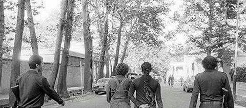 بهتر است مجلس یازدهم ساکت باشد! / عکسهای دستگیری معترضان حجاب قانونی در زمان امام