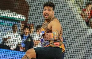 استقلالیها به من لطف دارند / دیسک آسیبی به زمین چمن نمیزند