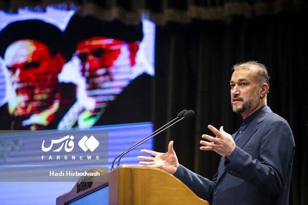 گازدهی به سانتریفیوژهای پیشرفته پاسخی به زیادهخواهی آمریکا