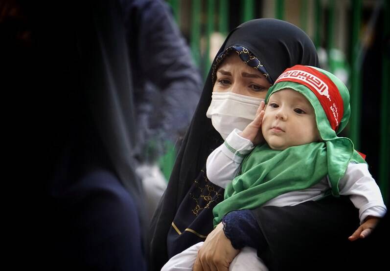 عزاداری مادرانه برای نوزاد کربلا