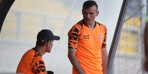 سیدجلال روی نیمکت پرسپولیس مینشیند؟ تکلیف سیدجلال برای نشستن روی نیمکت پرسپولیس مشخص شد