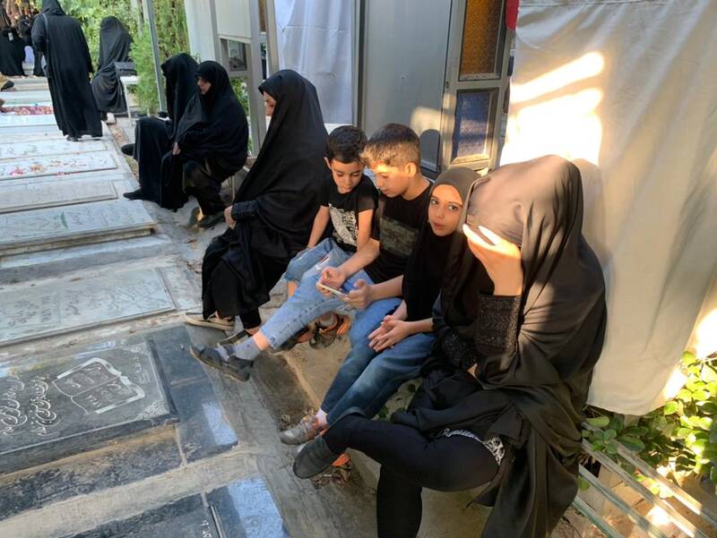 «یالثارات الحسین» دهه نودیها در کنار مزار شهدای گمنام +عکس
