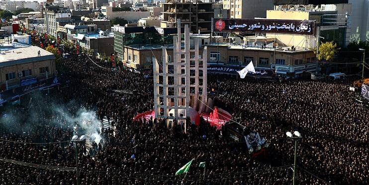 ایران عزادار علمدار دشت کربلا با یادی از حاج قاسم سلیمانی+ عکس و فیلم