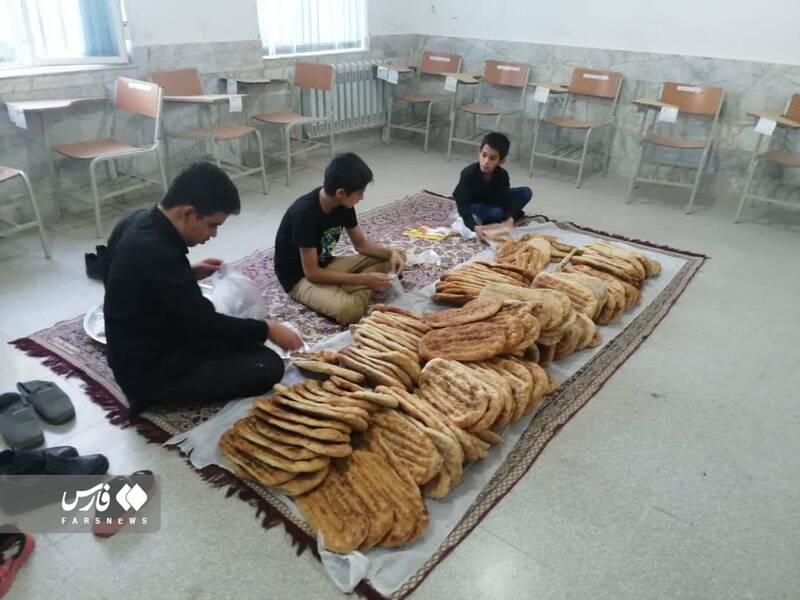 کودکانی که به تنهایی بانی هیئت شدهاند + عکس 6
